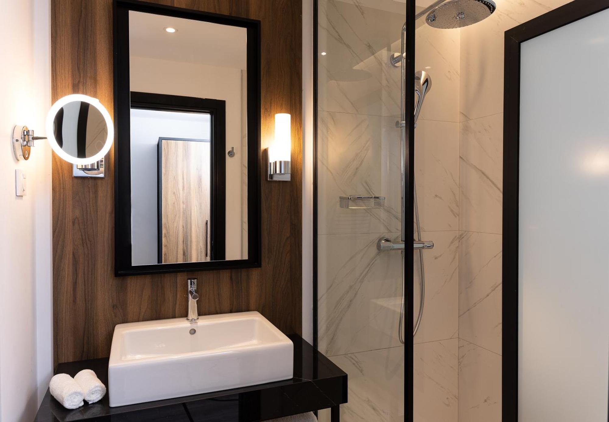 Radisson Hotel Tunis, City Center Esterno foto